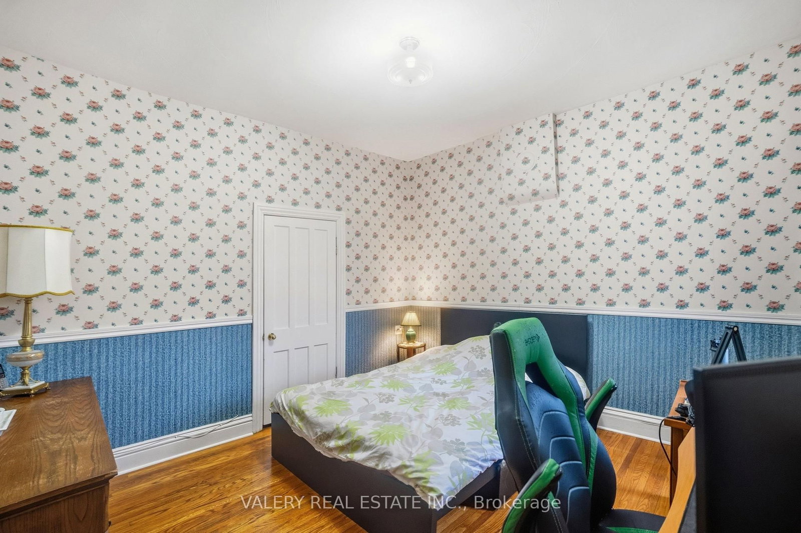 306 John Street N - Photo 20