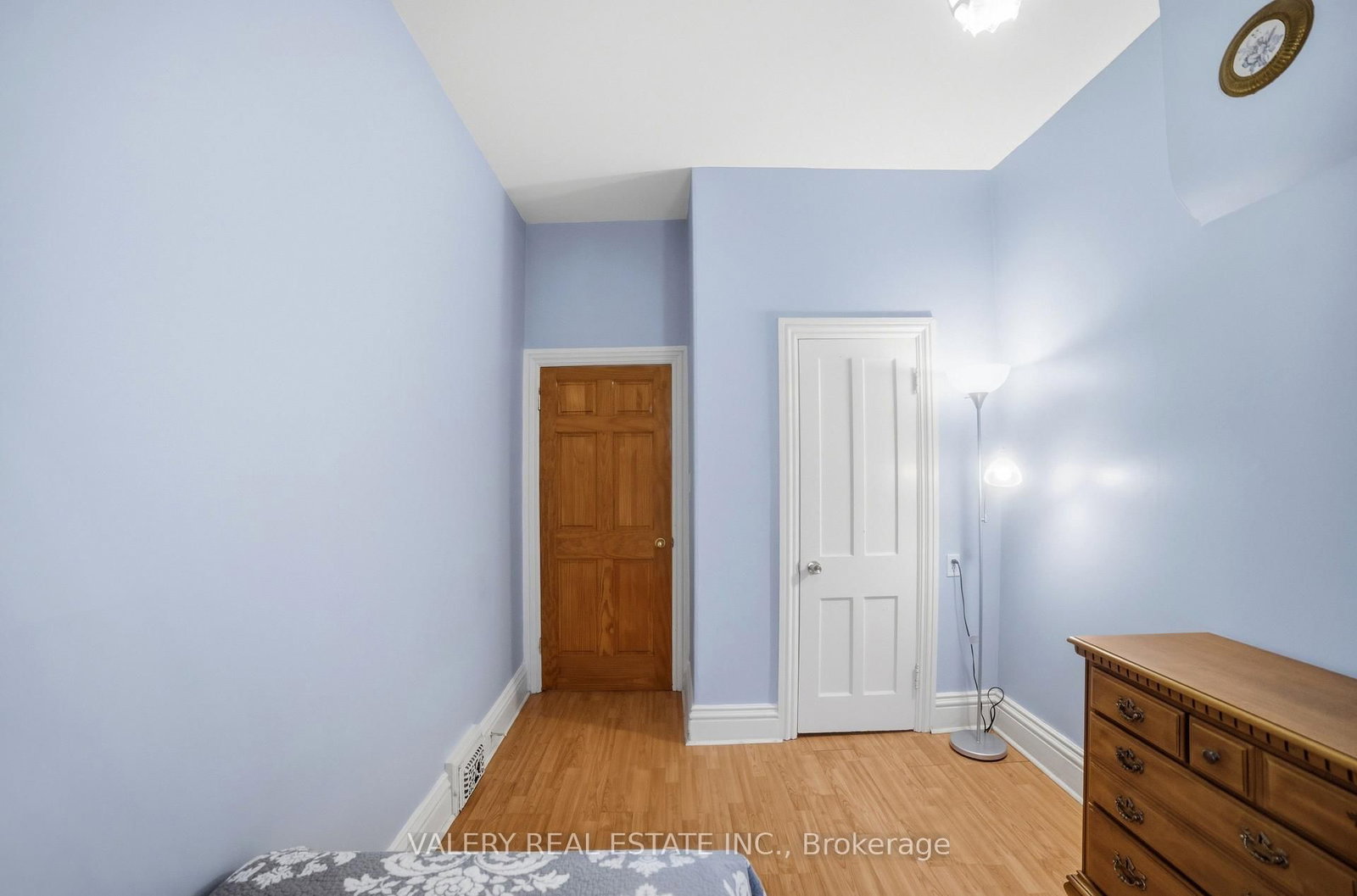 306 John Street N - Photo 24