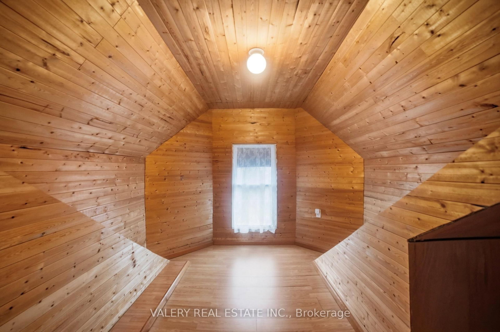 306 John Street N - Photo 33