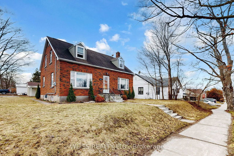 261 Wolsely St, Peterborough, K9H 4Z8 | Image 3