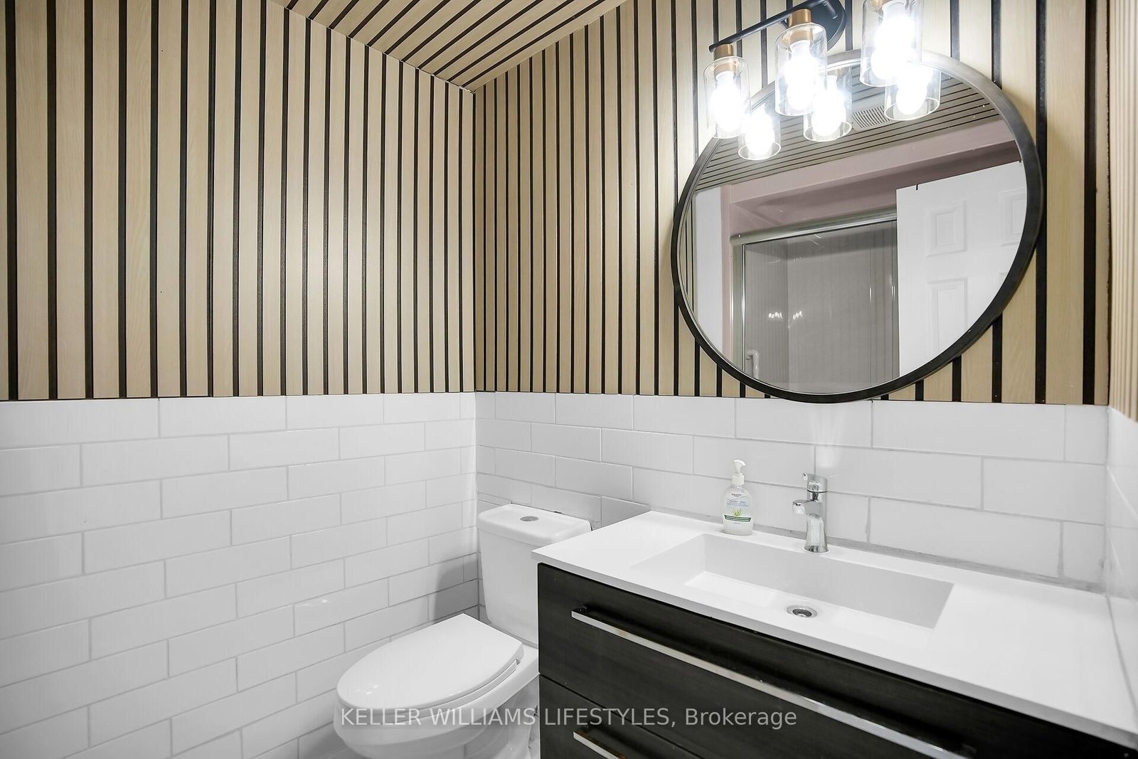 Townhouse for sale at 4-230 Clarke Road, London East, Ontario, N5W 5P5 - East H - MLS: X12976792