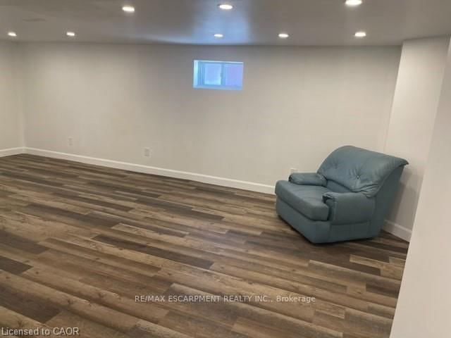 Lower - 255 East 34th St, Hamilton, L8V 3W8 | Image 3