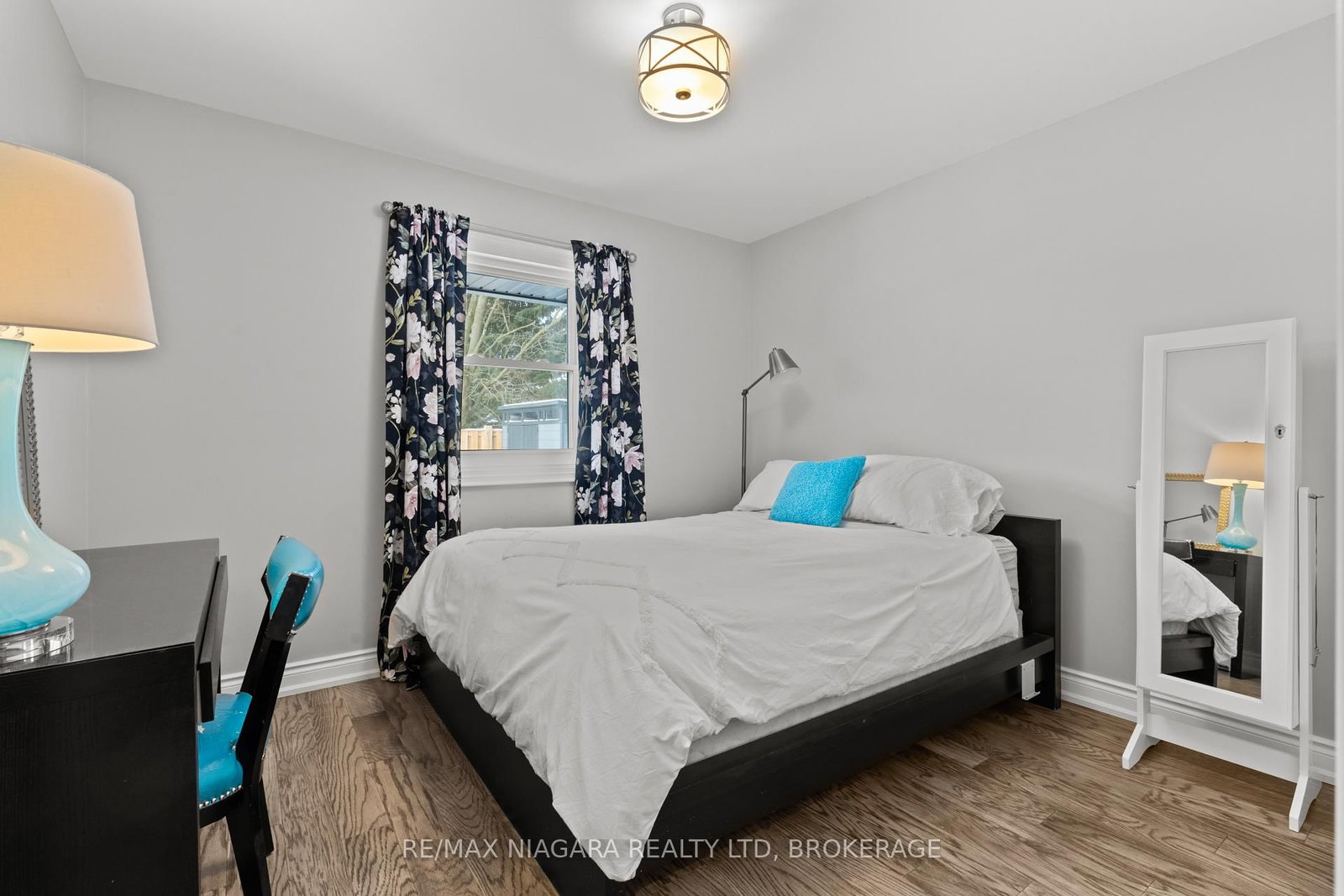 Detached House for sale at 1164 Haist Road, Pelham, Ontario, L3B 5N5 - Fonthill - MLS: X12976862