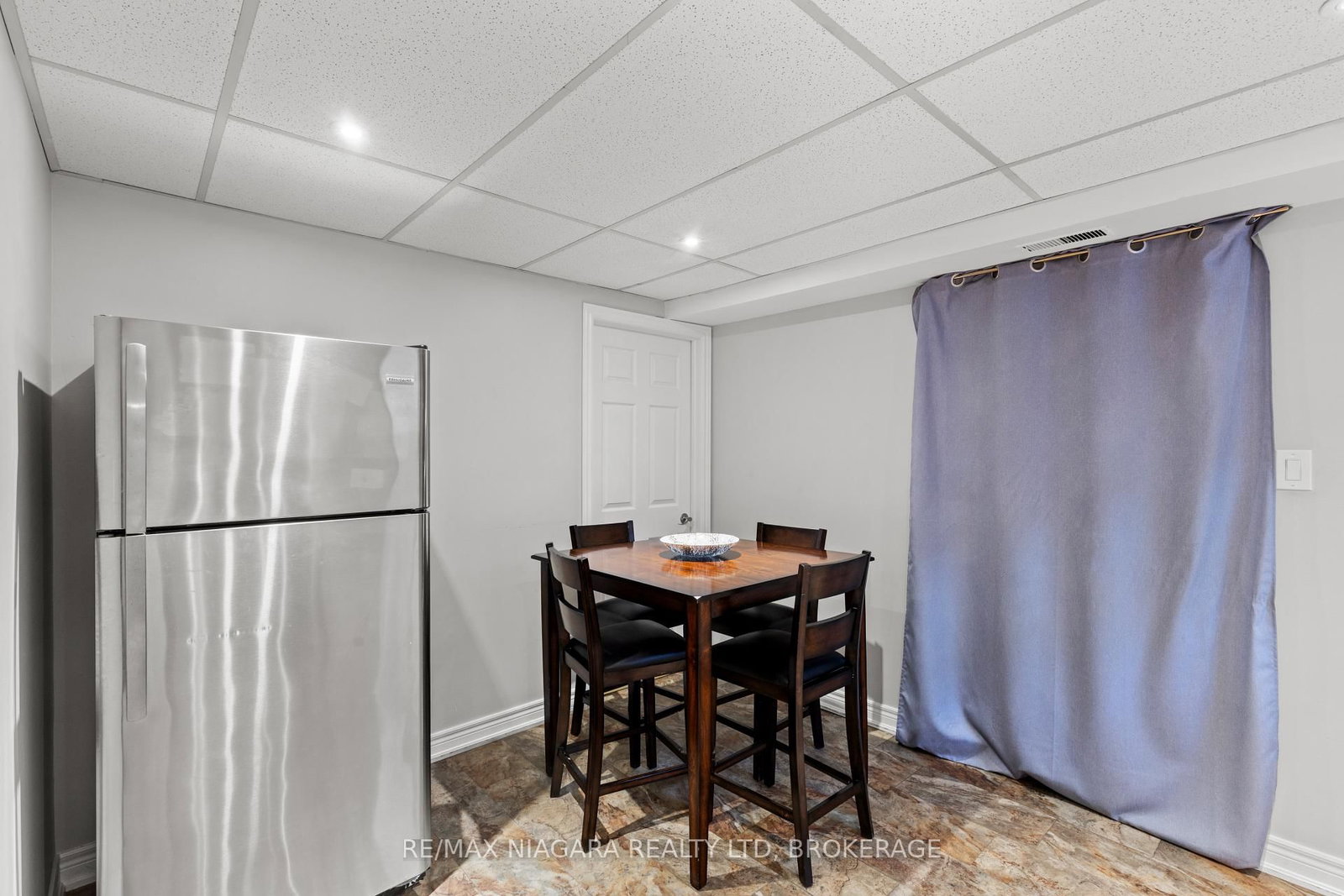 Detached House for sale at 1164 Haist Road, Pelham, Ontario, L3B 5N5 - Fonthill - MLS: X12976862