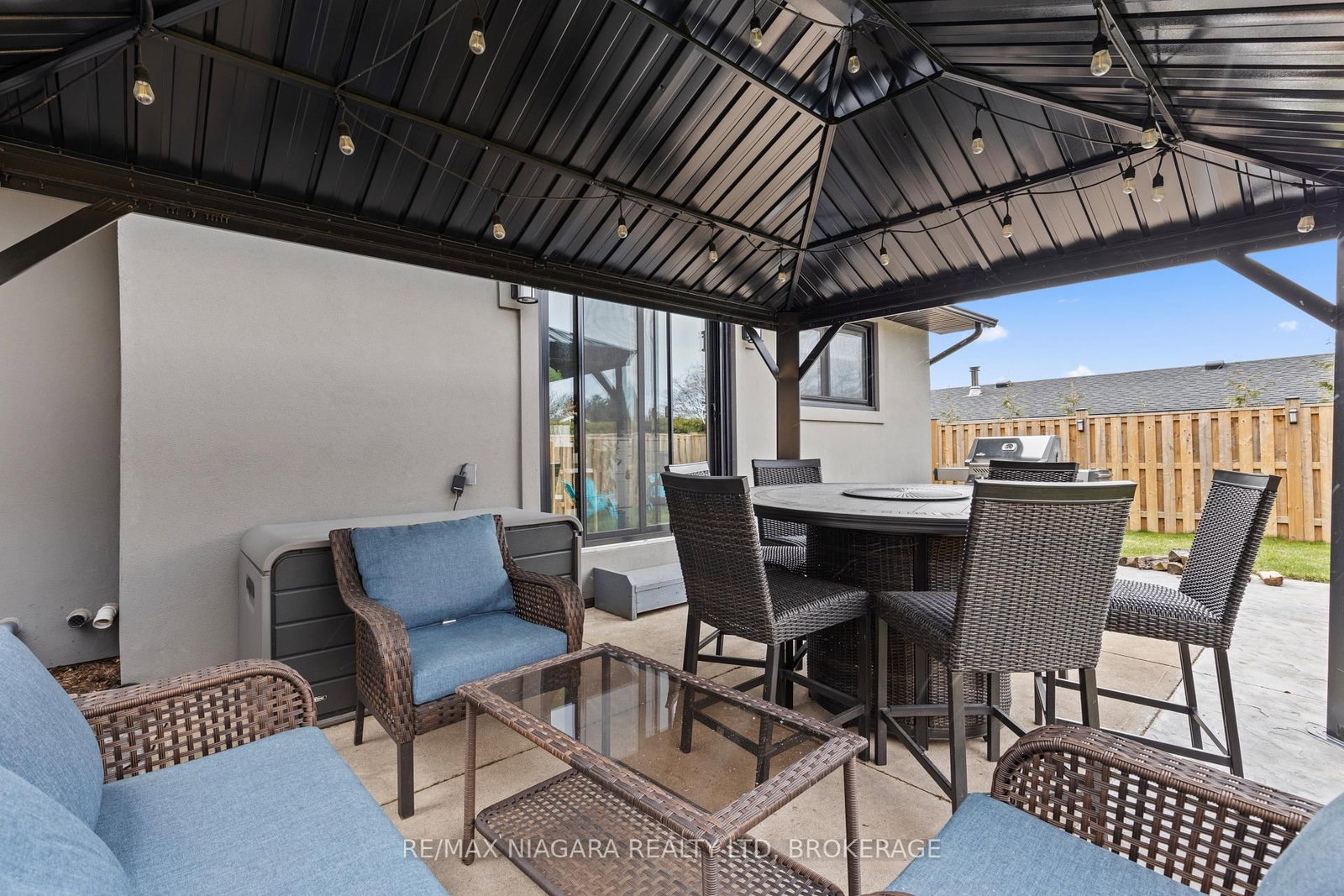 Detached House for sale at 1164 Haist Road, Pelham, Ontario, L3B 5N5 - Fonthill - MLS: X12976862