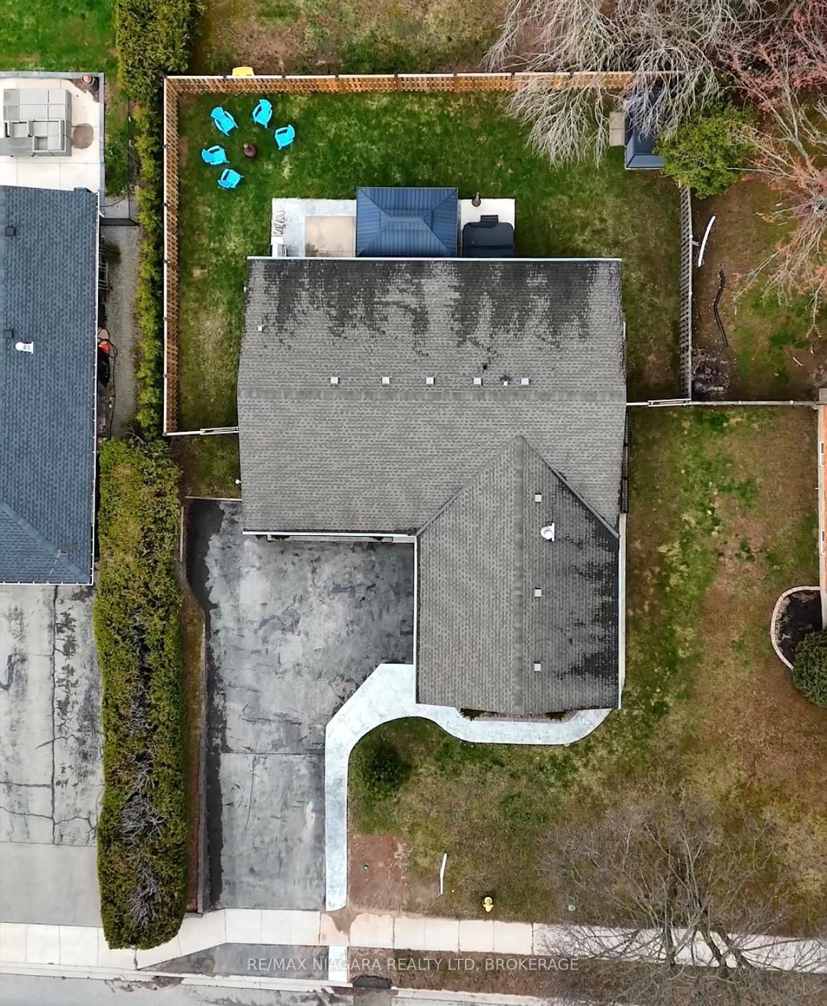 Detached House for sale at 1164 Haist Road, Pelham, Ontario, L3B 5N5 - Fonthill - MLS: X12976862