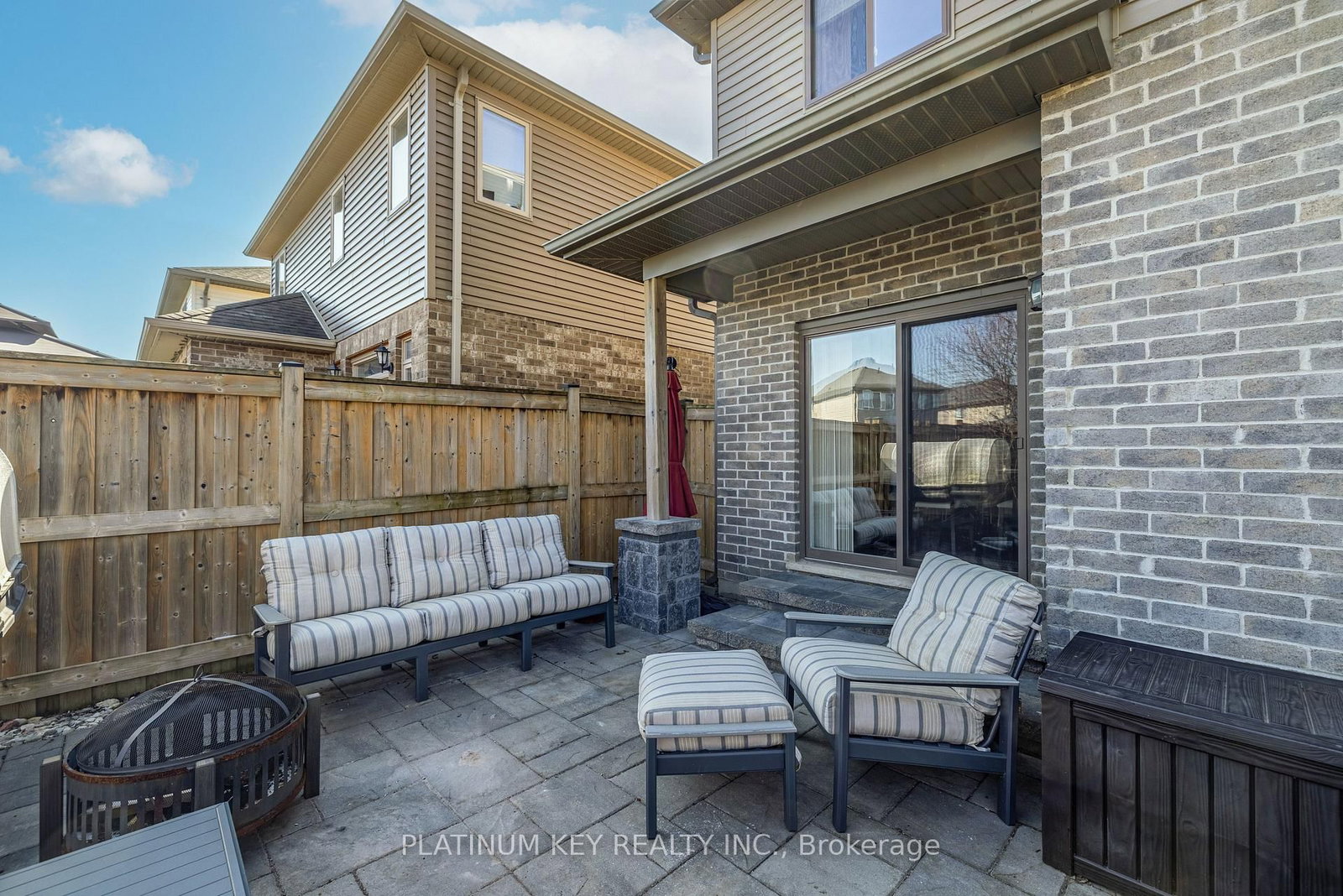 Detached House for sale at 2682 Tokala Trail, London North, Ontario, N6G 5B4 - North S - MLS: X12976922