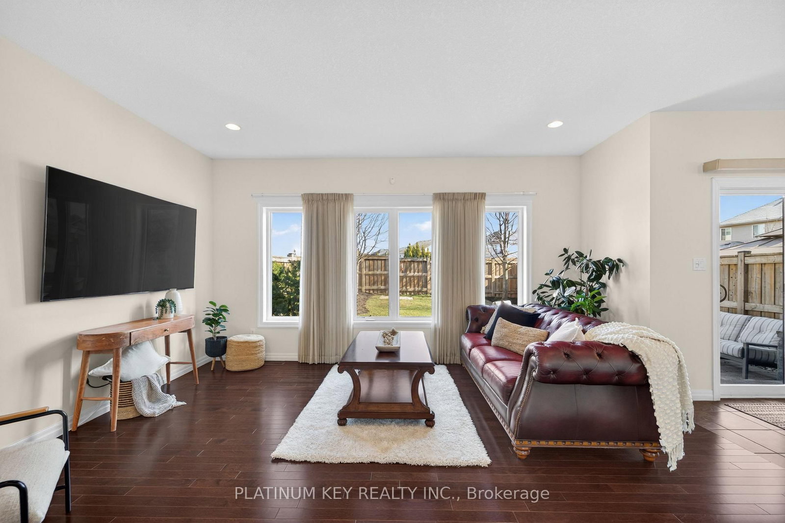 Detached House for sale at 2682 Tokala Trail, London North, Ontario, N6G 5B4 - North S - MLS: X12976922