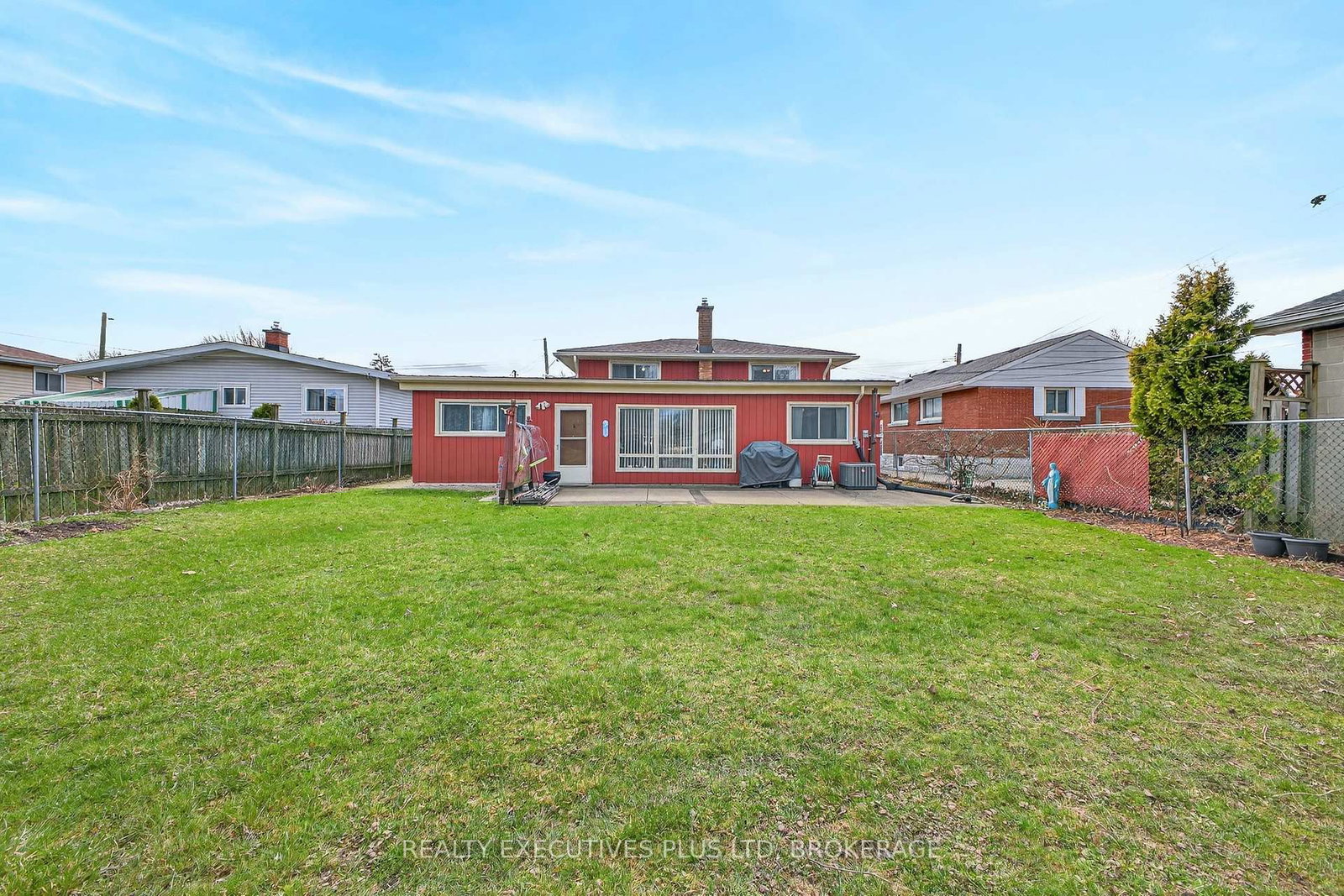 Listing Image 7