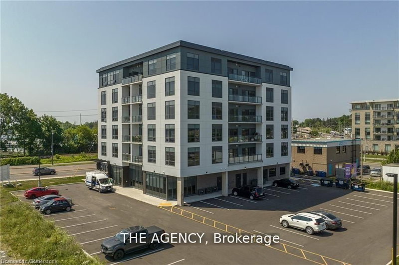 home for lease on 502-2 Dundas Street W