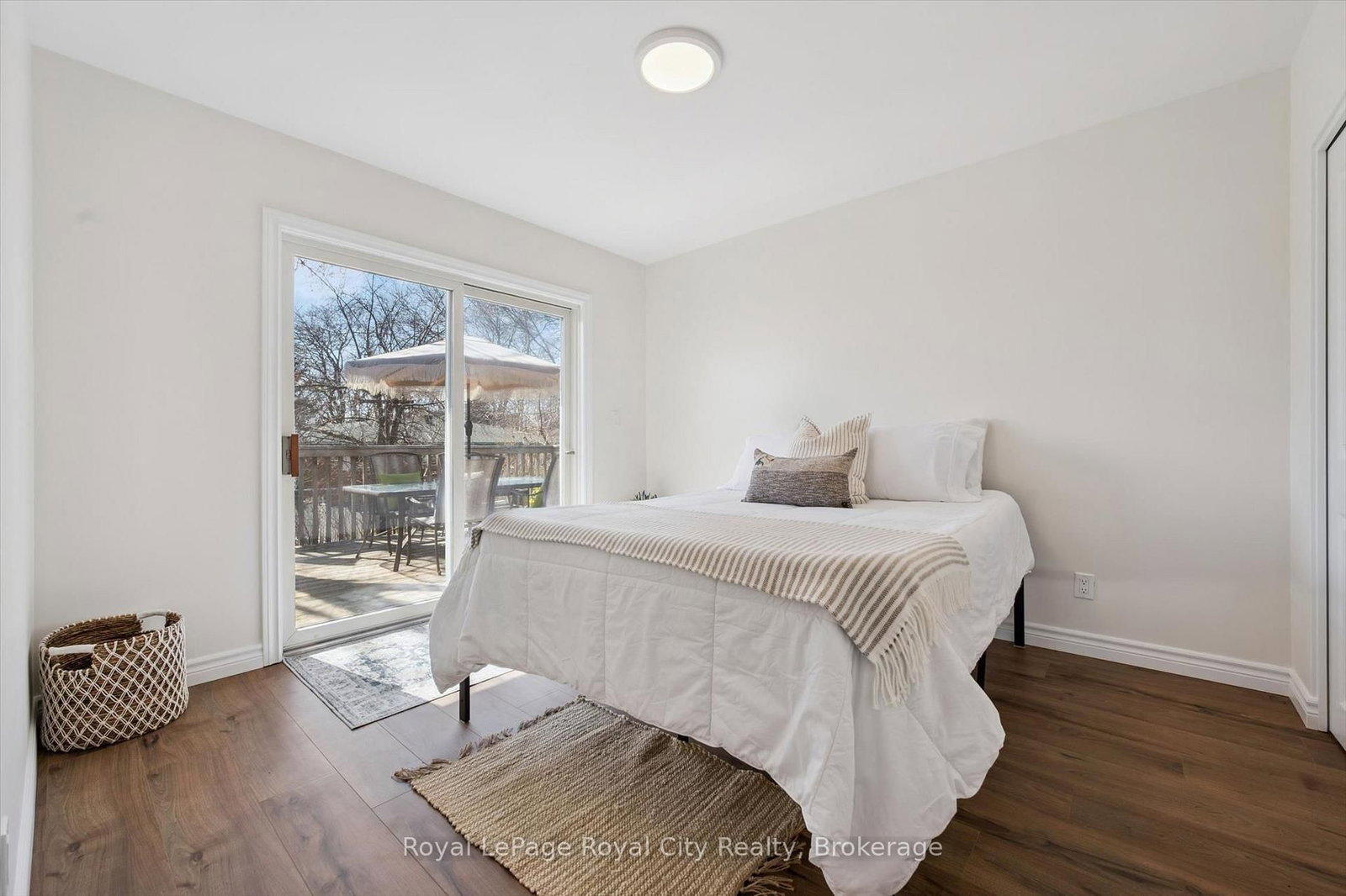 16 Kenwood Crescent - Photo 16