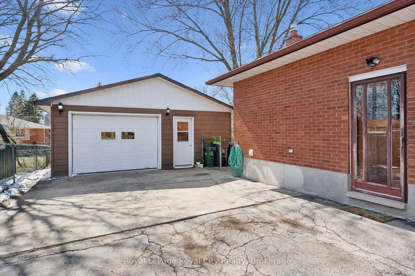 16 Kenwood Crescent - Photo 32