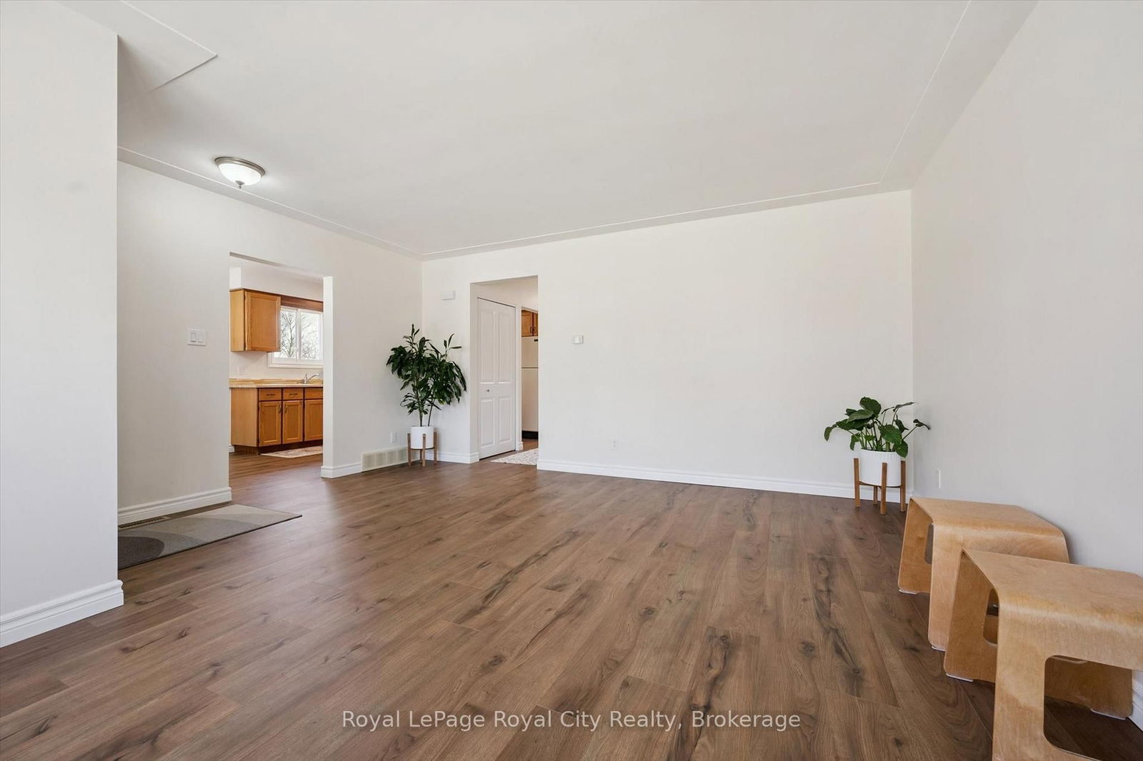 16 Kenwood Crescent - Photo 8