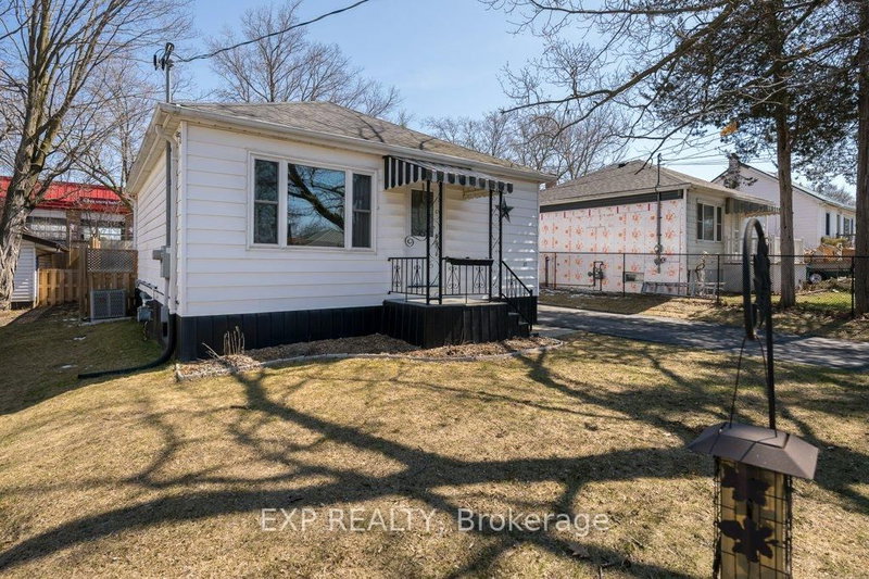 27 Valleyview Cres, Belleville, K8P 3E9 | Image 3