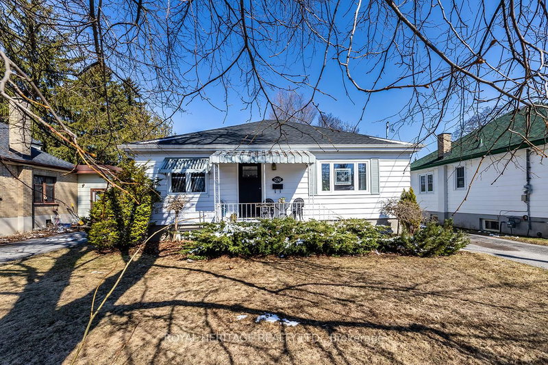 home for sale on 250 King George Street