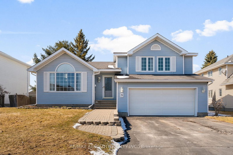 home for sale on 5 Gardner Street