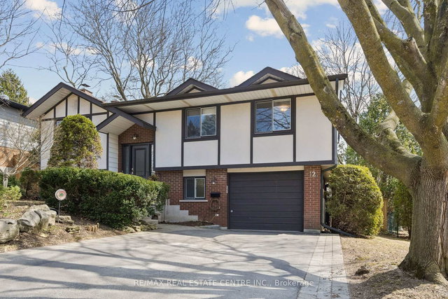 12 Shadybrook Crescent