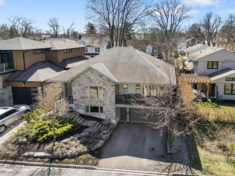 4 Rodman Hall Dr, St. Catharines, L2S 1P2 | Image 3
