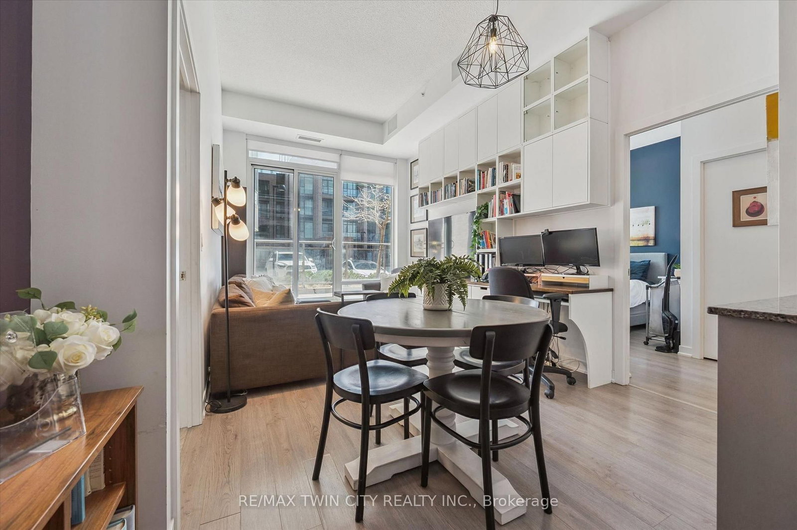 85 Duke Street W, Unit 103 - Photo 7