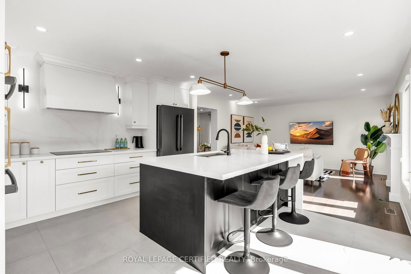 Detached House for sale at 31 Peer Court, Hamilton, Ontario, L9K 0C5 - Meadowlands - MLS: X12977562