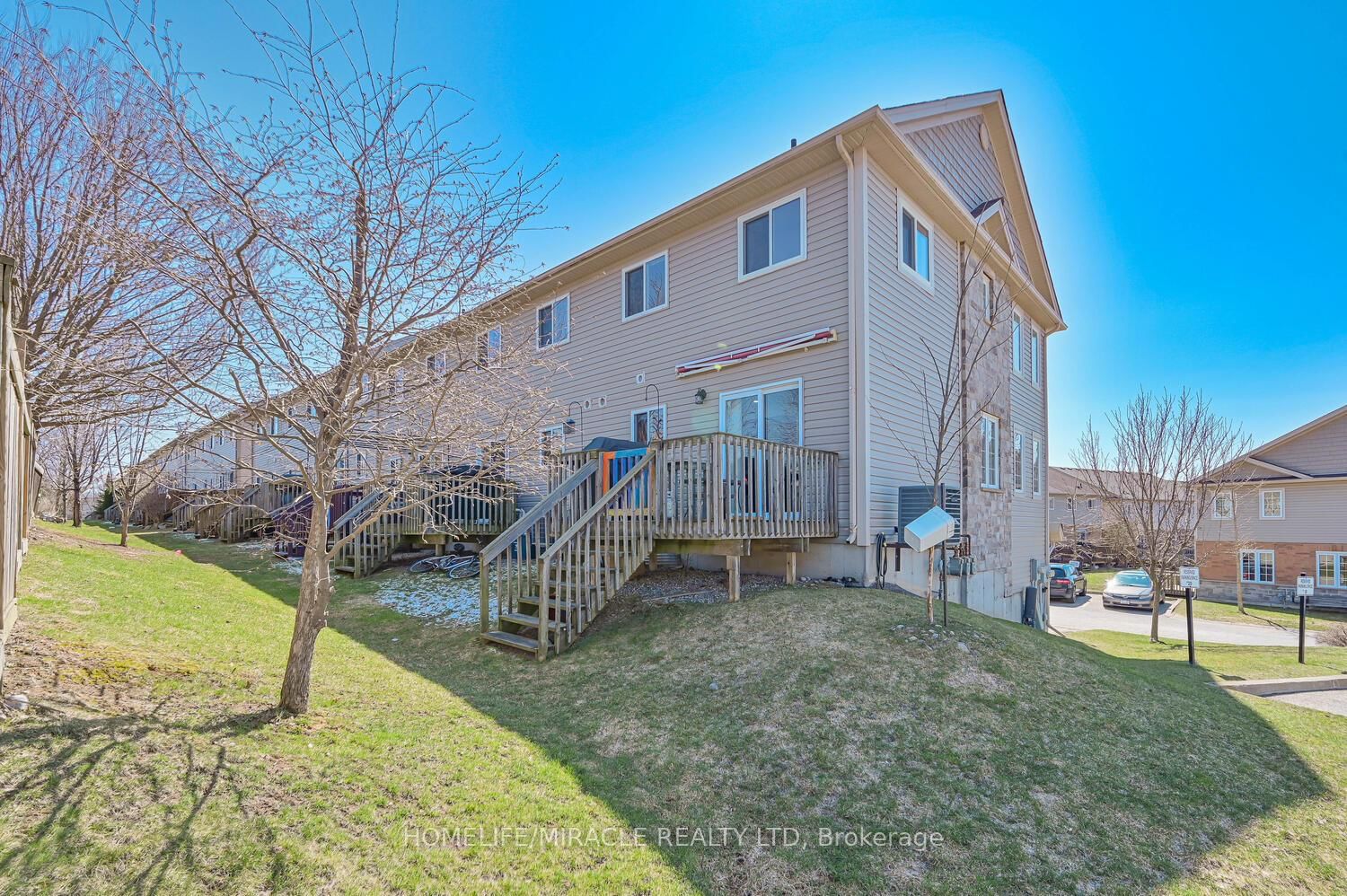 Listing Image 44