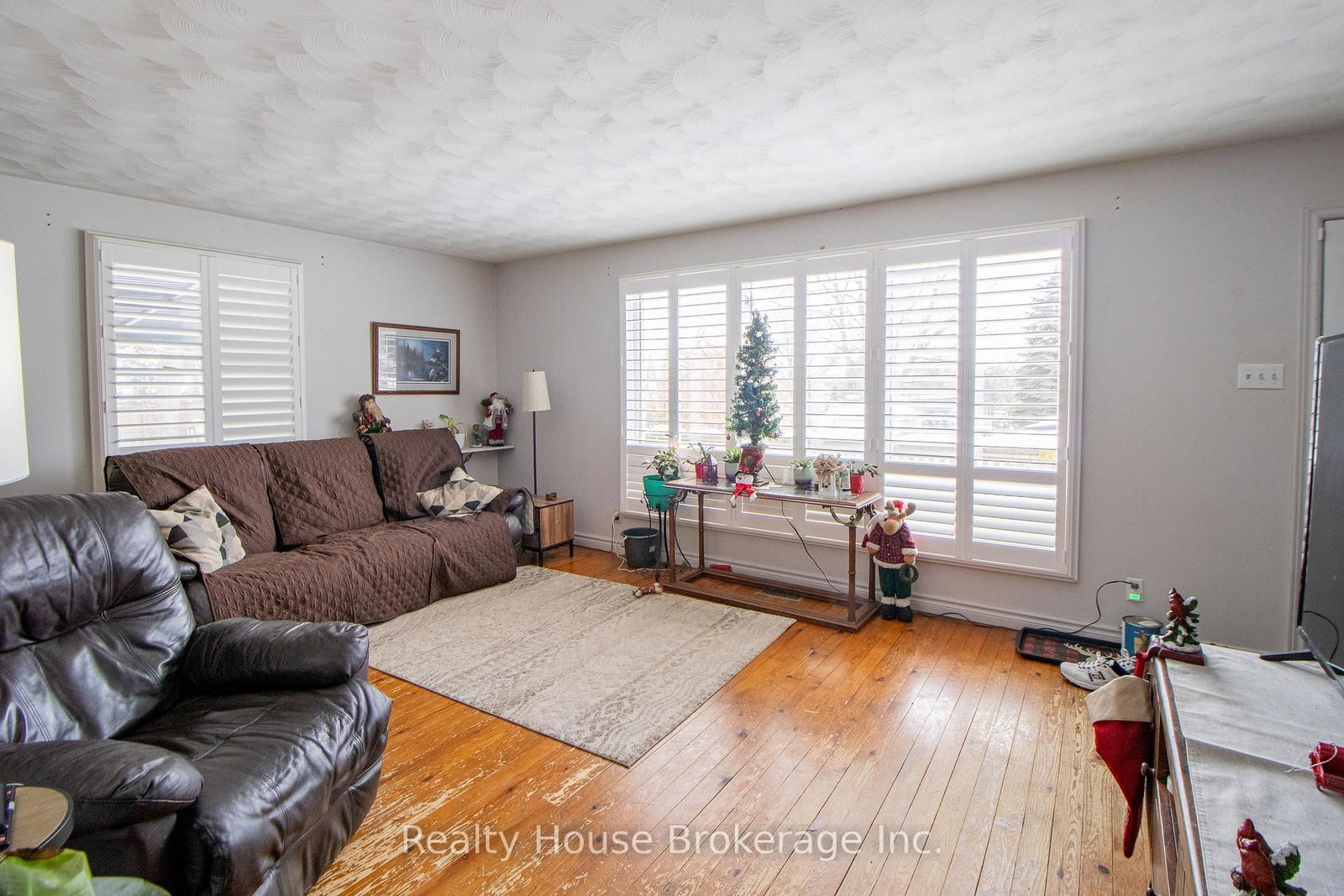144 Whiting Street - Photo 13