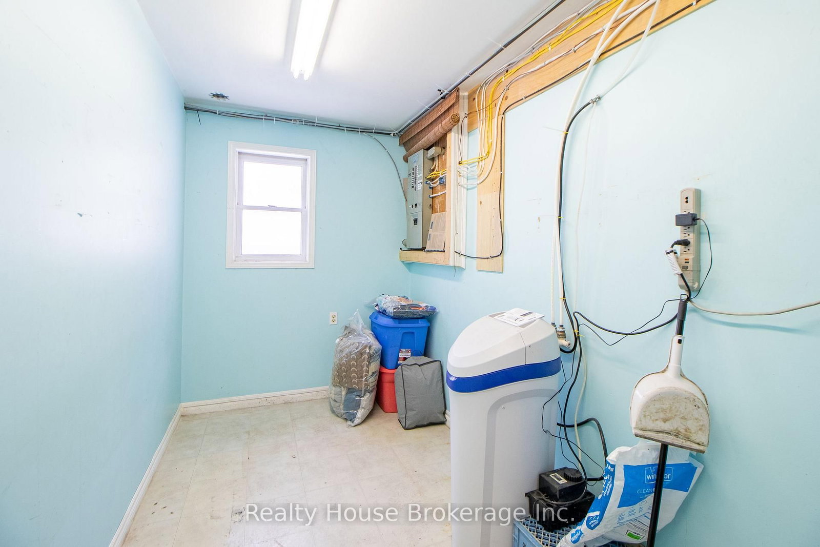 144 Whiting Street - Photo 28