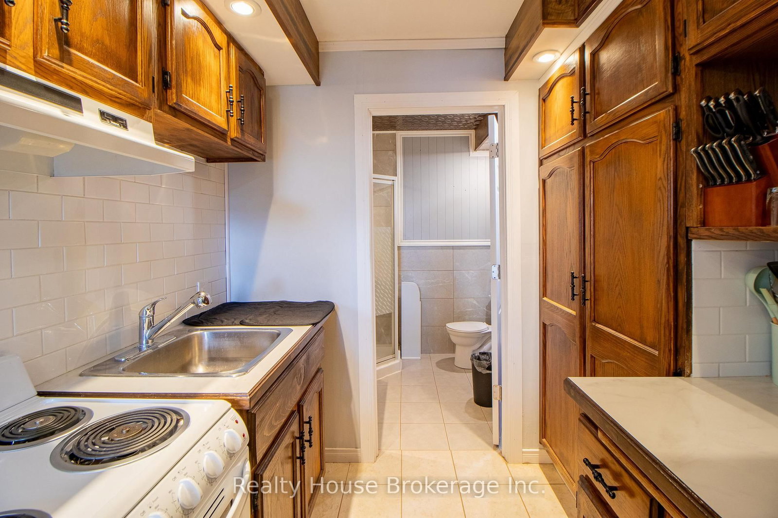 144 Whiting Street - Photo 34