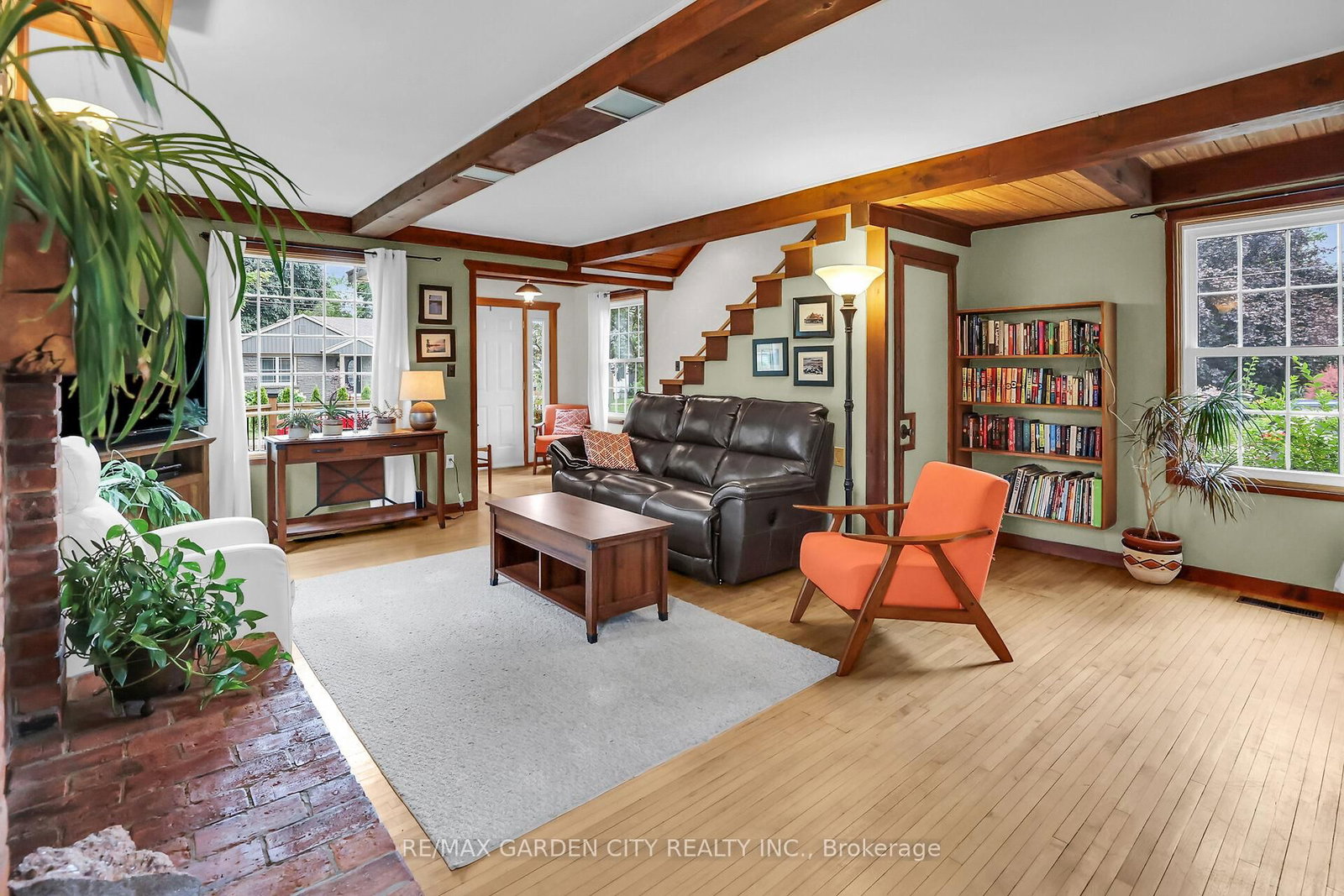 Listing Image 7