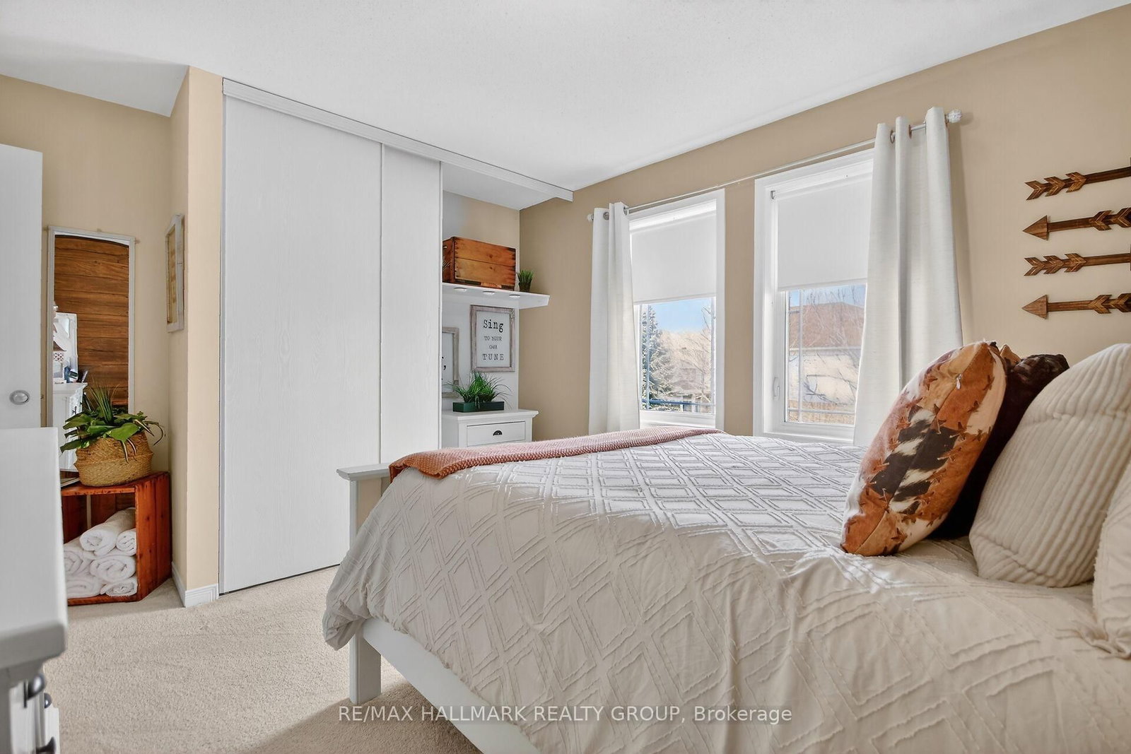 Townhouse for sale at 54 Charleston Street, Ottawa, Ontario, K2G 7G1 - Barrhaven - Strandherd - MLS: X12977790