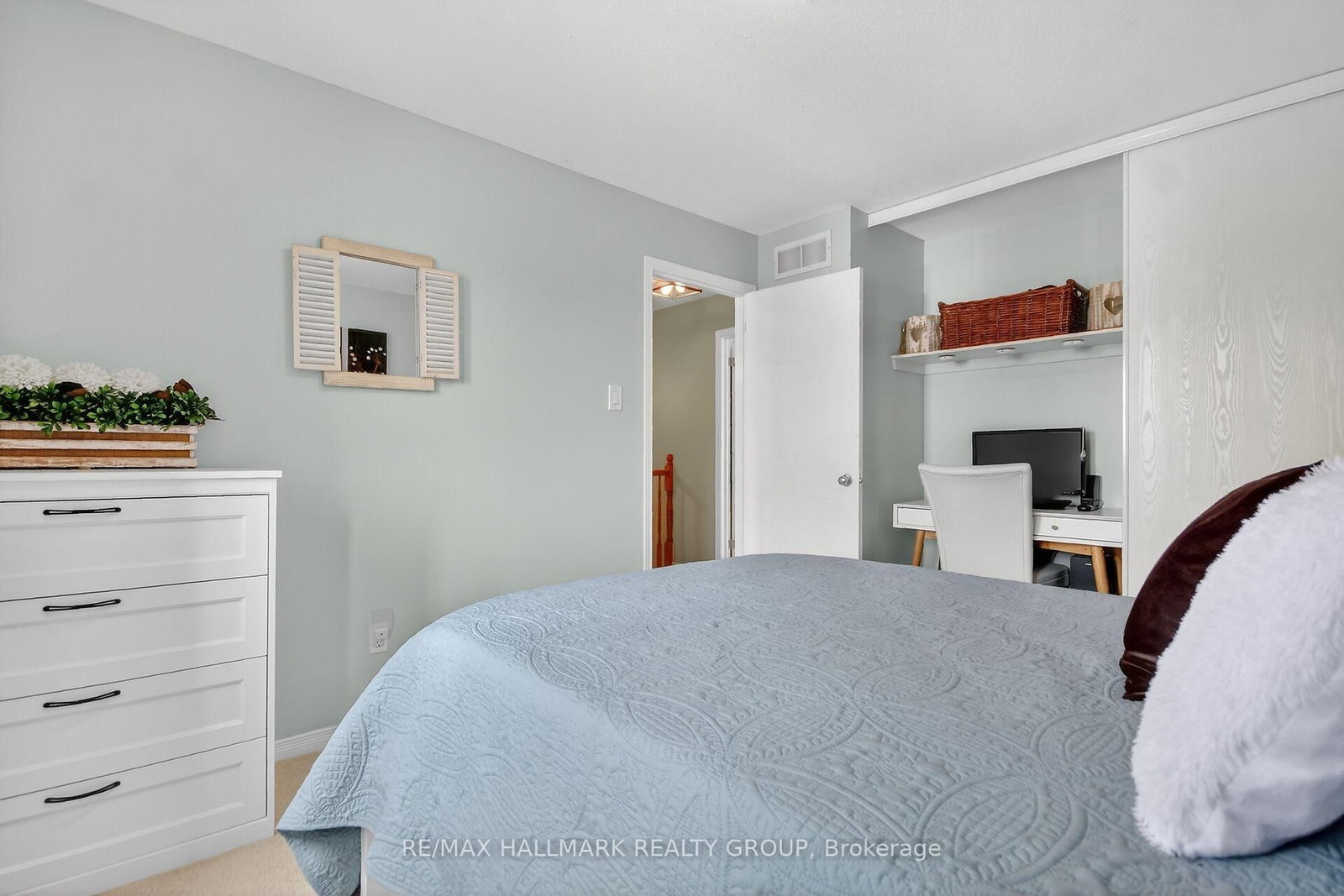 Townhouse for sale at 54 Charleston Street, Ottawa, Ontario, K2G 7G1 - Barrhaven - Strandherd - MLS: X12977790