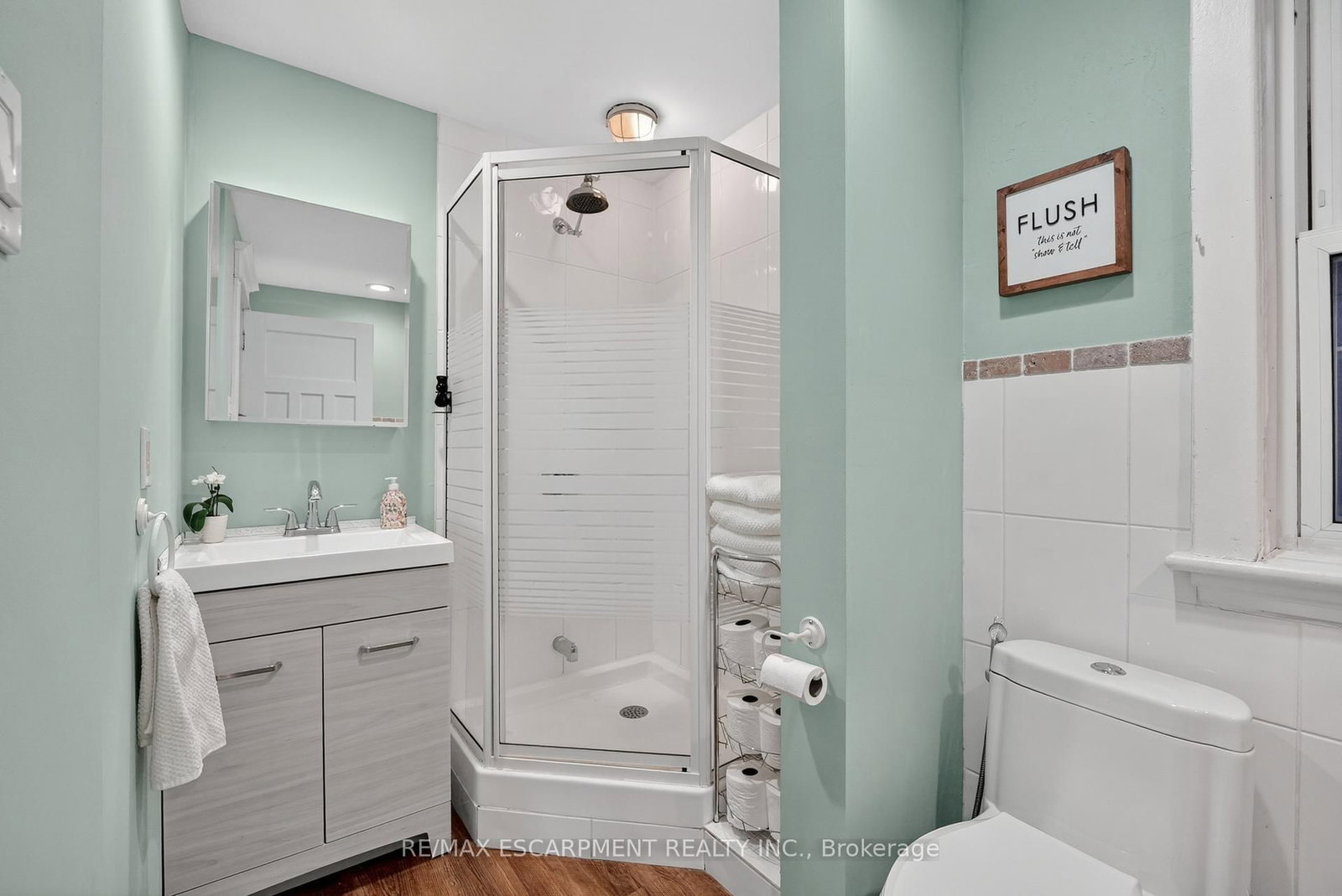 Detached House for sale at 207 EDGEMONT Street, Hamilton, Ontario, L8K 2J1 - Delta - MLS: X12977812