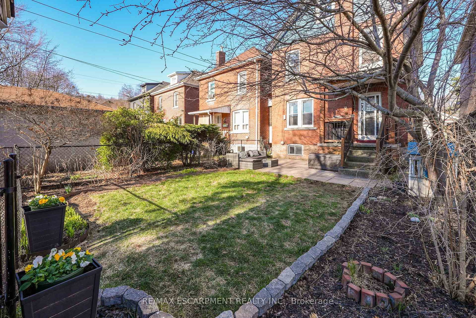 Detached House for sale at 207 EDGEMONT Street, Hamilton, Ontario, L8K 2J1 - Delta - MLS: X12977812