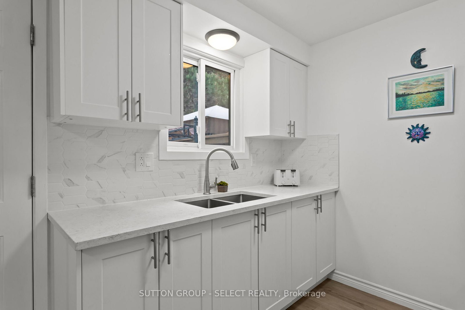 Townhouse for sale at 64-40 Tiffany Drive, London East, Ontario, N5V 3N3 - East I - MLS: X12977846