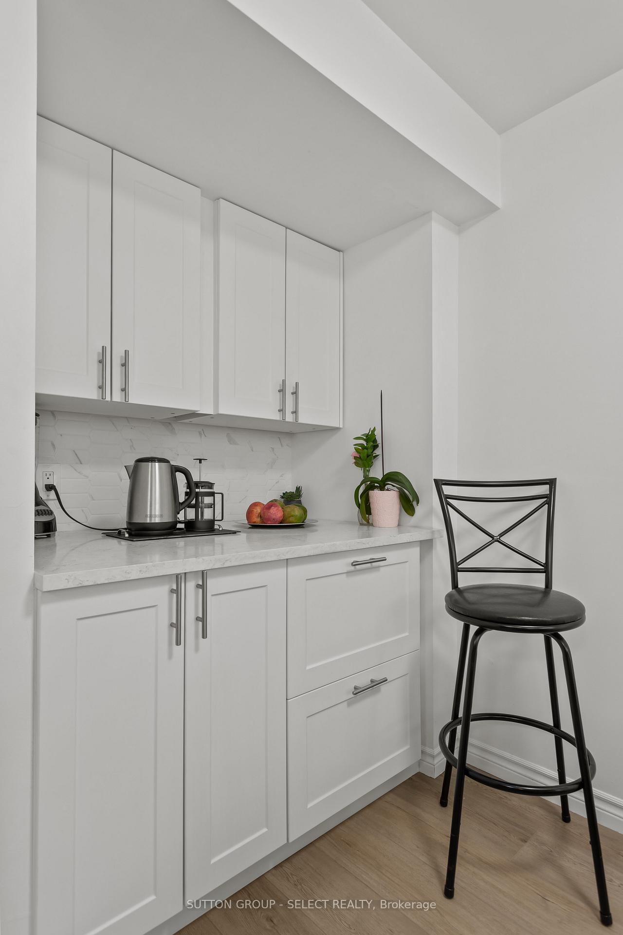 Townhouse for sale at 64-40 Tiffany Drive, London East, Ontario, N5V 3N3 - East I - MLS: X12977846