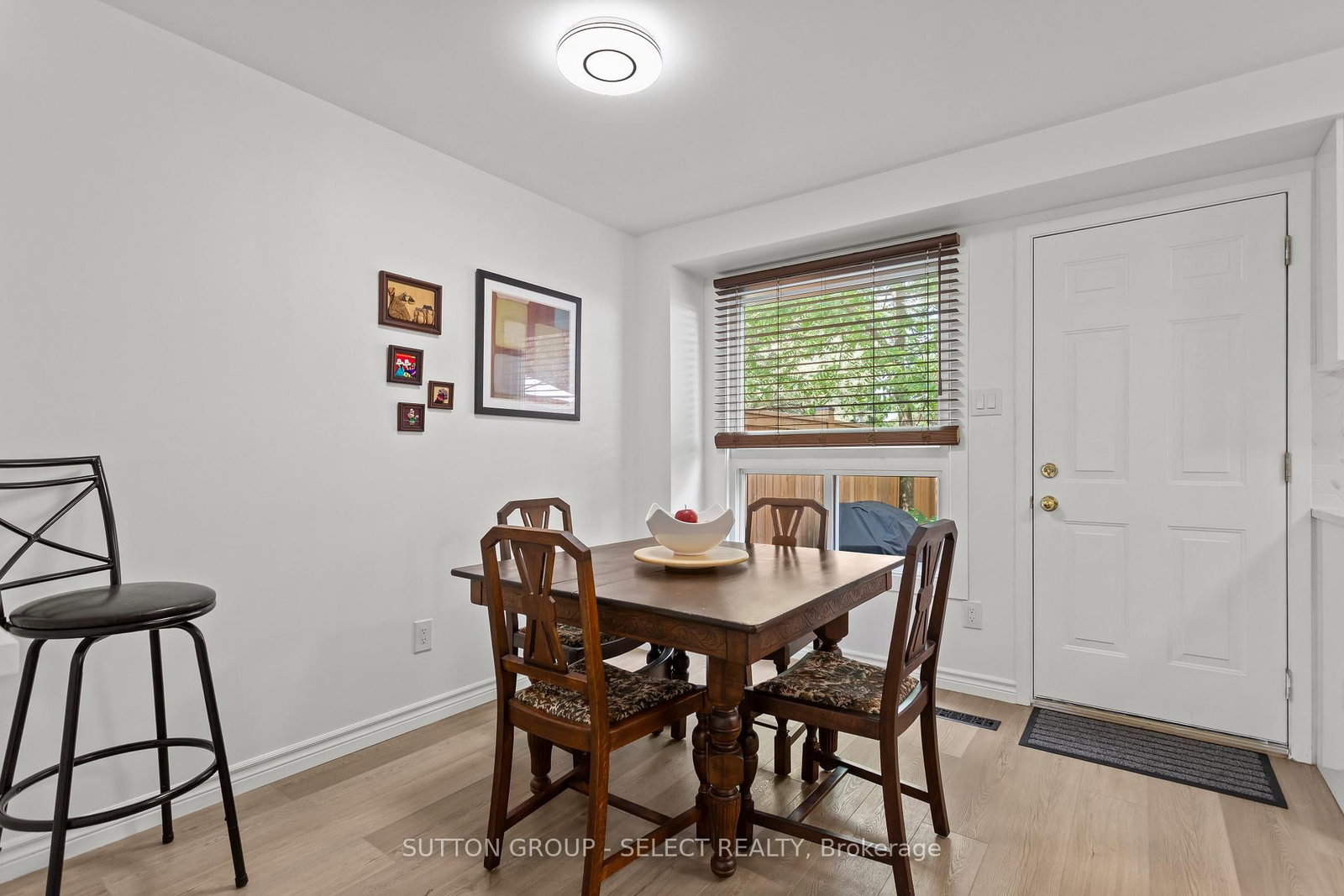 Townhouse for sale at 64-40 Tiffany Drive, London East, Ontario, N5V 3N3 - East I - MLS: X12977846