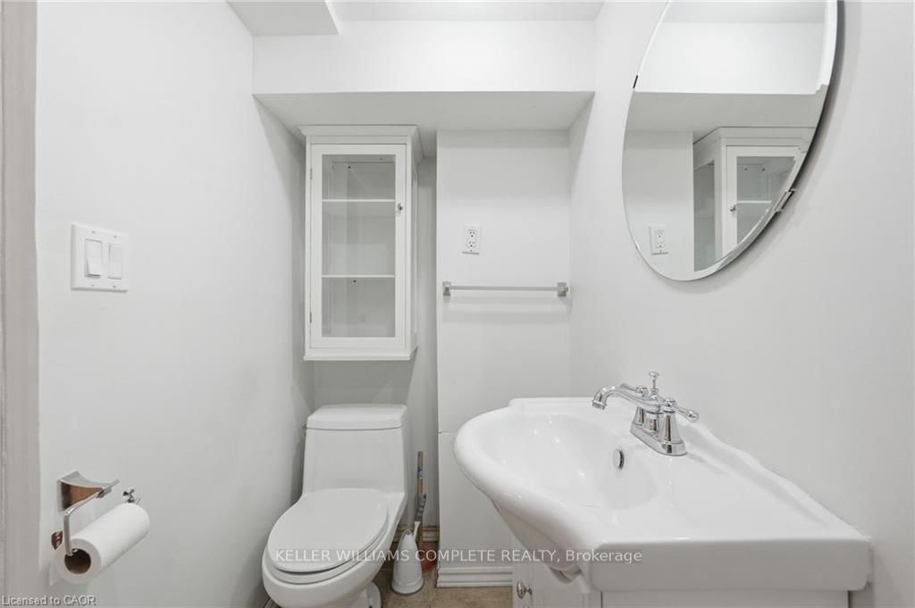 Detached House for sale at 59 Oakley Court, Hamilton, Ontario, L9G 1T7 - Ancaster - MLS: X12977942