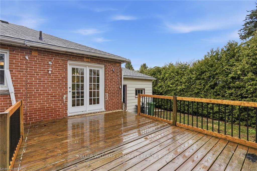 Detached House for sale at 59 Oakley Court, Hamilton, Ontario, L9G 1T7 - Ancaster - MLS: X12977942