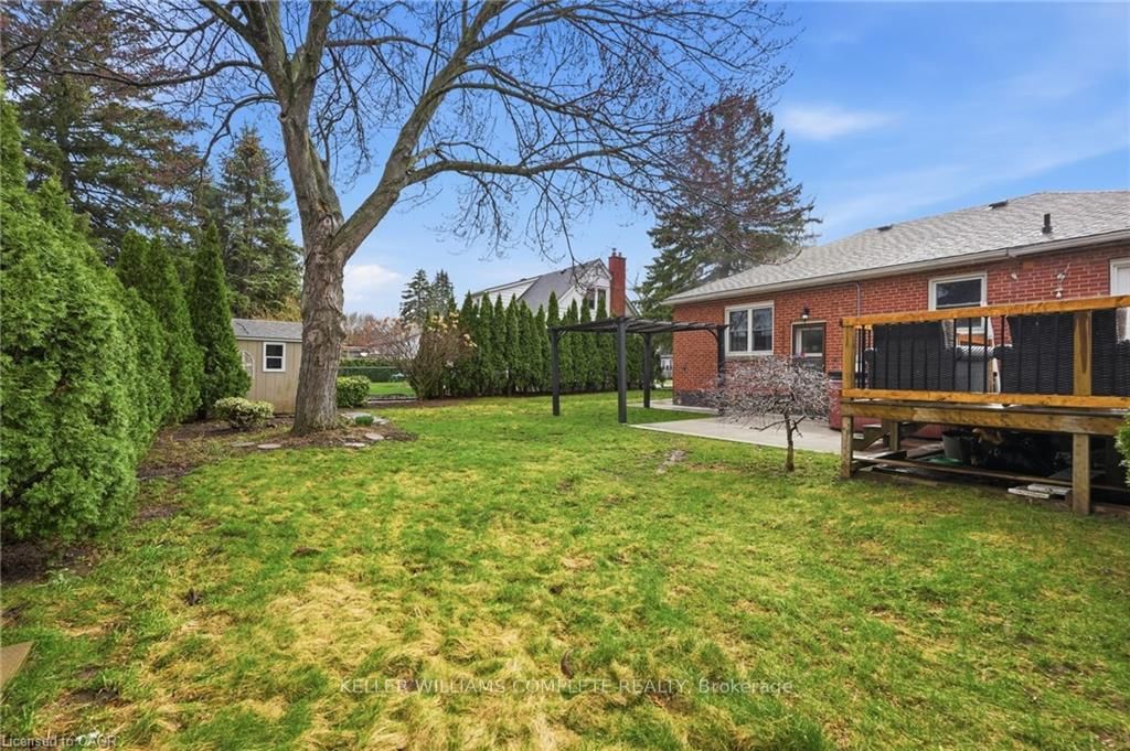 Detached House for sale at 59 Oakley Court, Hamilton, Ontario, L9G 1T7 - Ancaster - MLS: X12977942