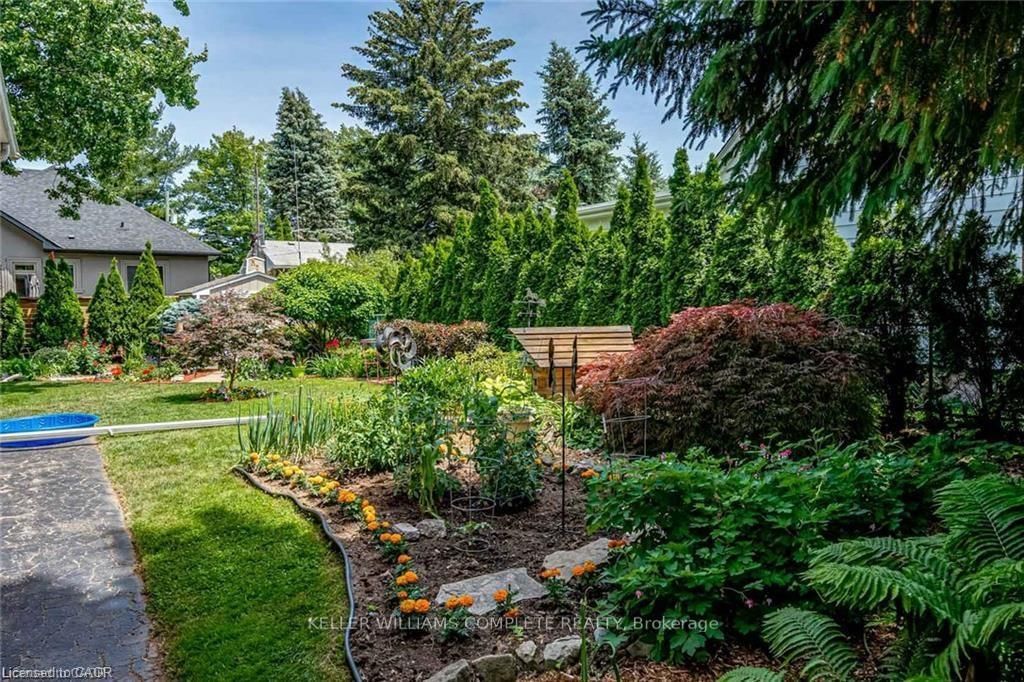 Detached House for sale at 59 Oakley Court, Hamilton, Ontario, L9G 1T7 - Ancaster - MLS: X12977942