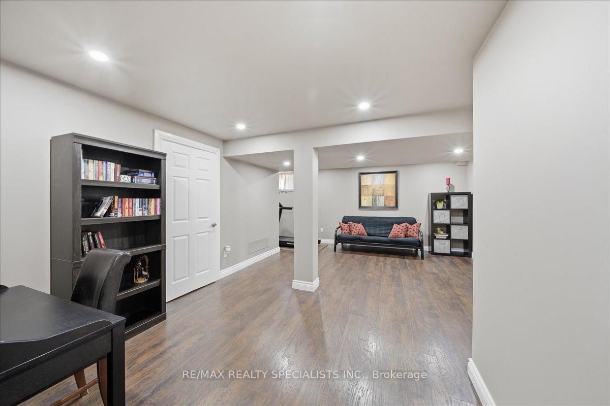 14 Devonleigh Drive - Photo 45