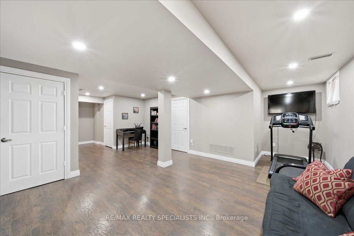 14 Devonleigh Drive - Photo 47