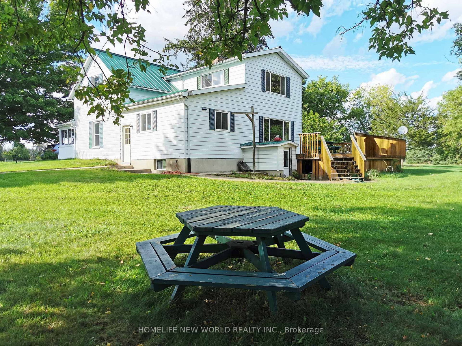 337 Escott Rockport Road • Leeds and the Thousand Islands, ON photo 13