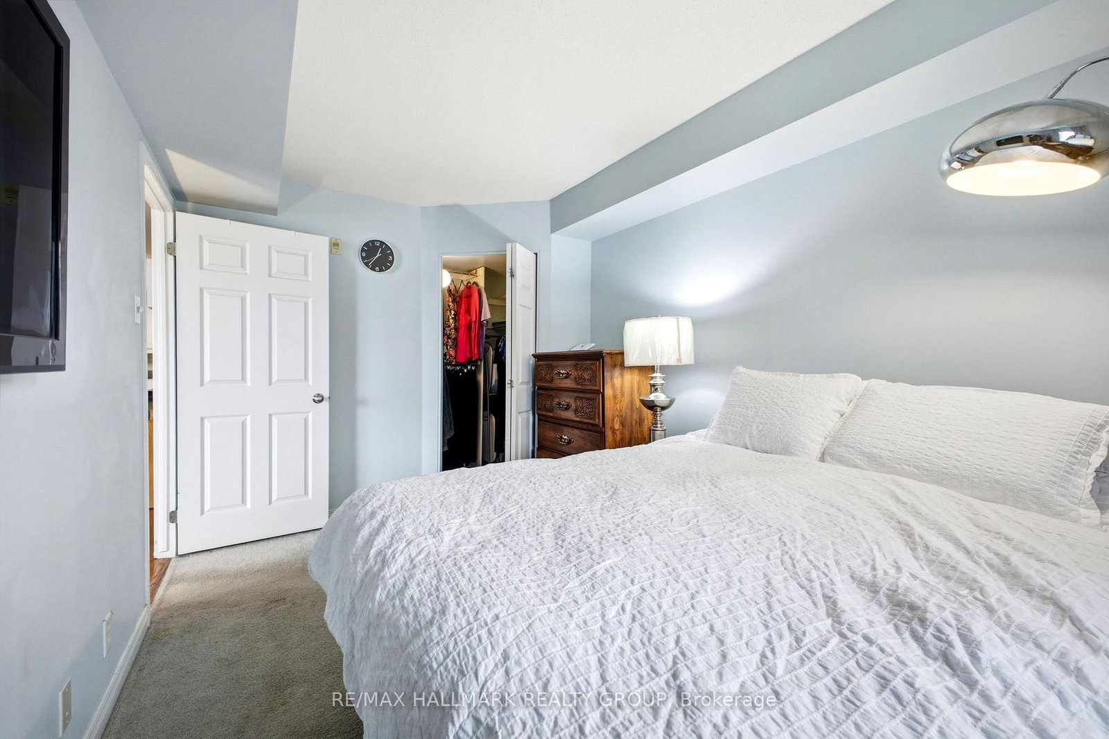 429 Somerset Street W, Unit PH13 - Photo 11