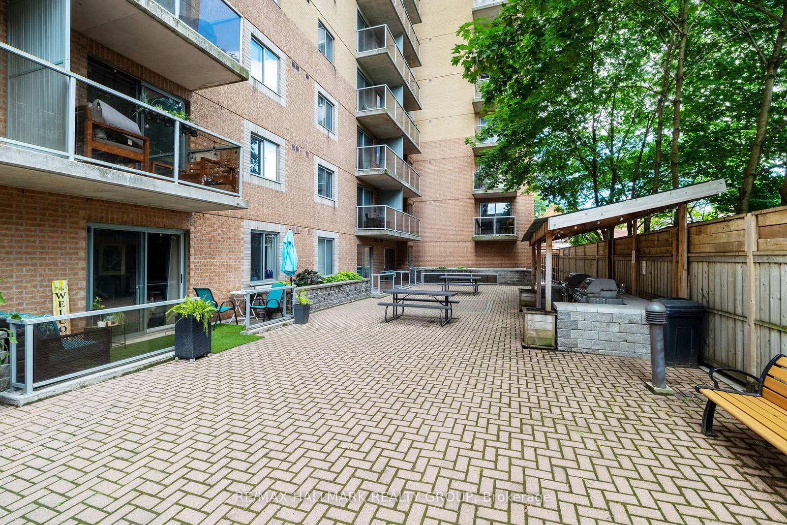 429 Somerset Street W, Unit PH13 - Photo 16