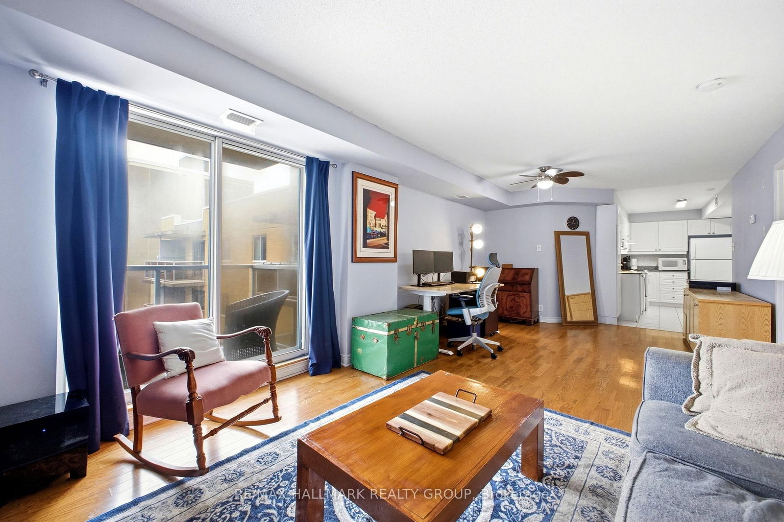 429 Somerset Street W, Unit PH13 - Photo 8