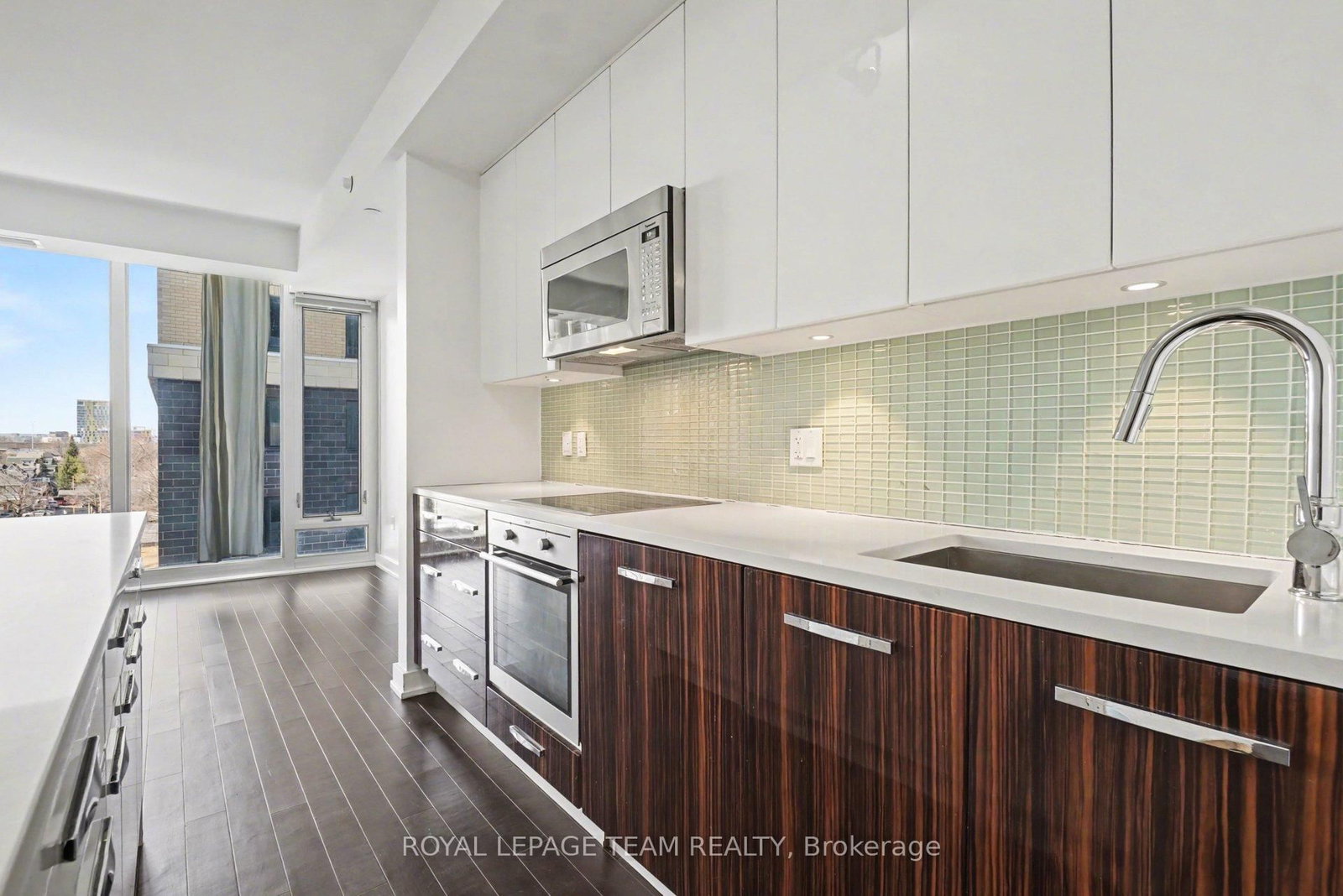 111 Champagne Avenue S, Unit 406 - Photo 14