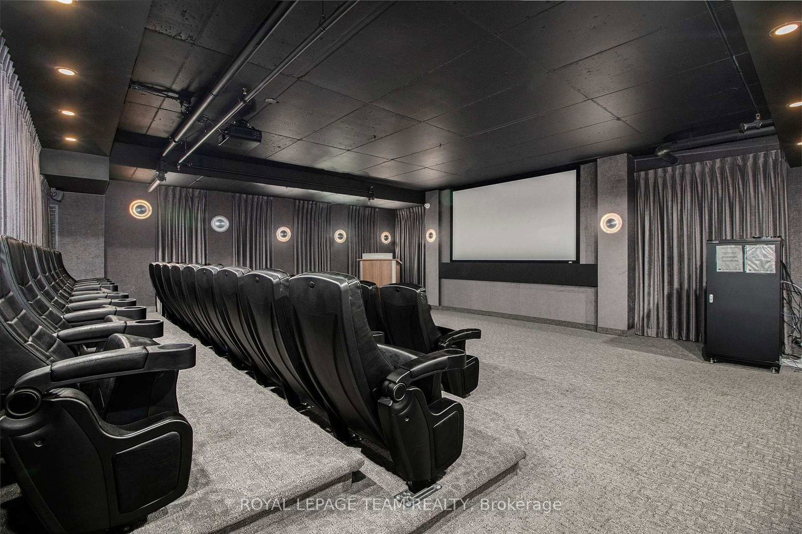 111 Champagne Avenue S, Unit 406 - Photo 24