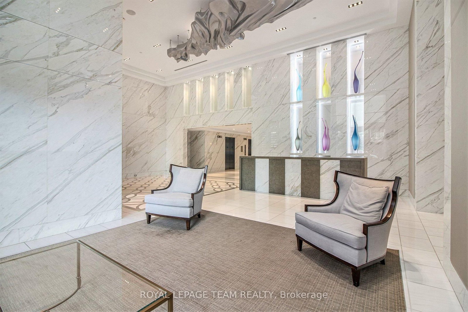 111 Champagne Avenue S, Unit 406 - Photo 5