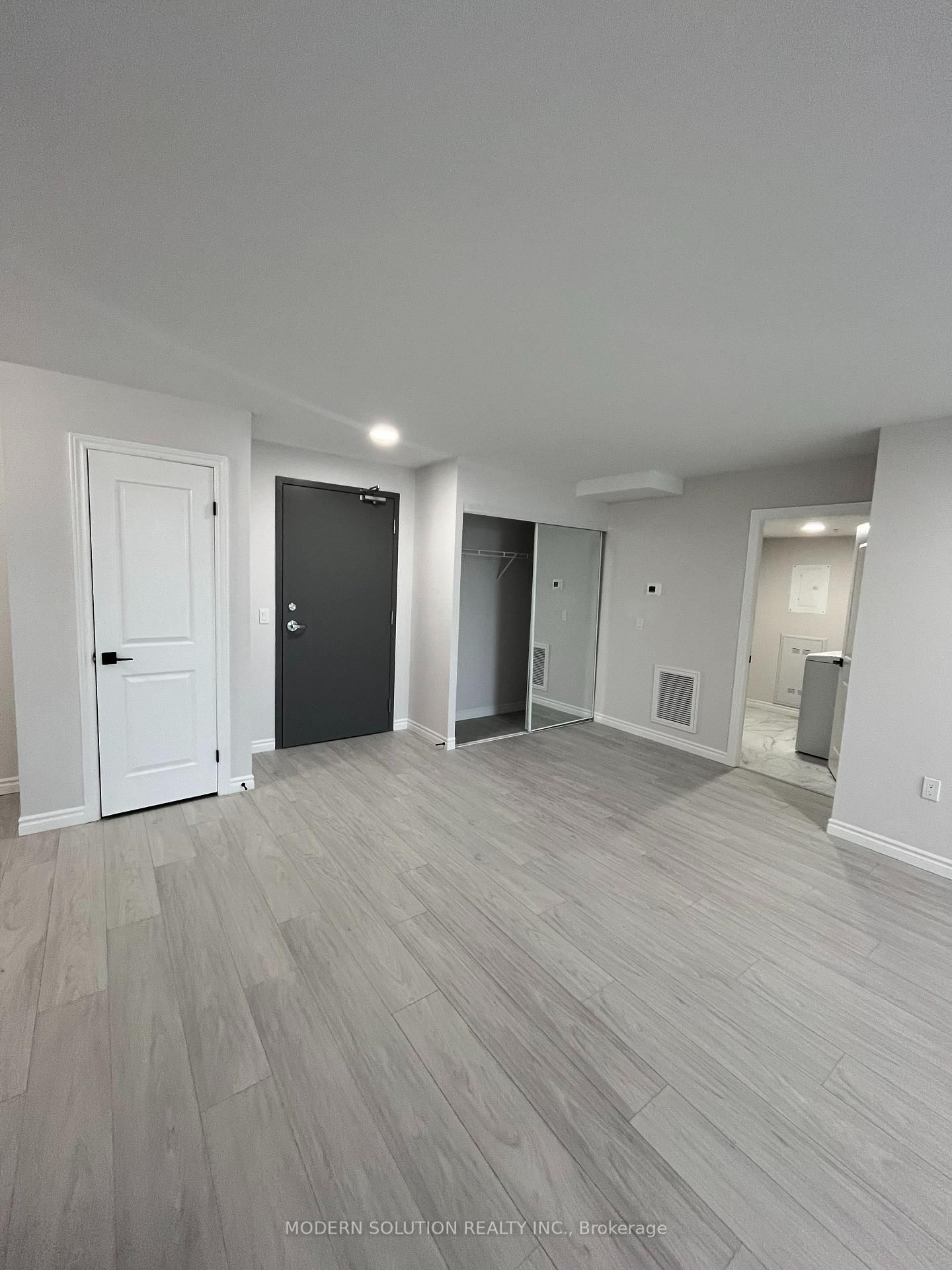 50 Otterbein Road, Unit 405 - Photo 4